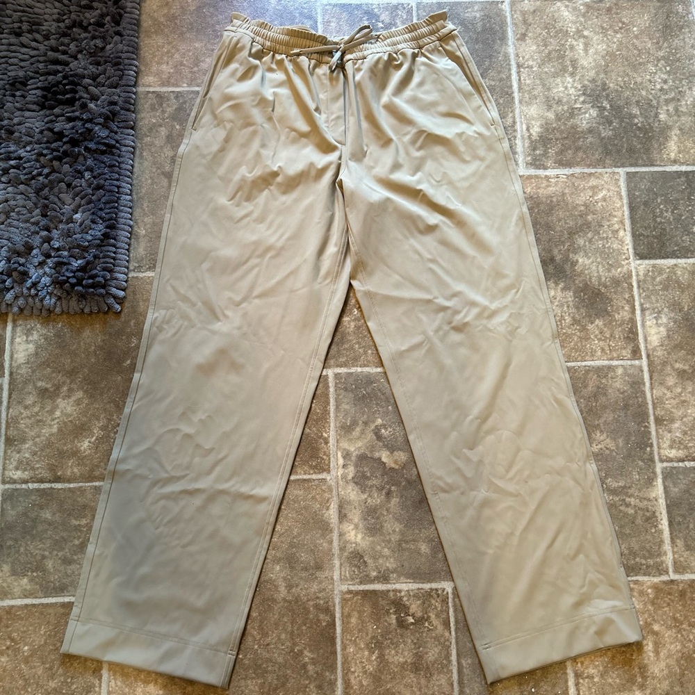 LULULEMON Luxtreme Mid Rise Straight Leg Trousers in Tan Size Large